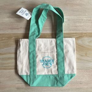 NWT Trader Joe's mini Canvas tote bag in Mint Green
